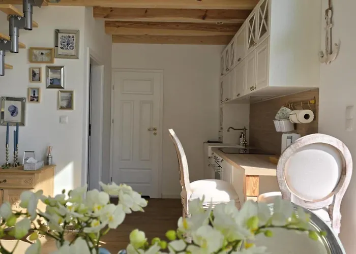 Nad Jeziorami Niedzwiady Villa